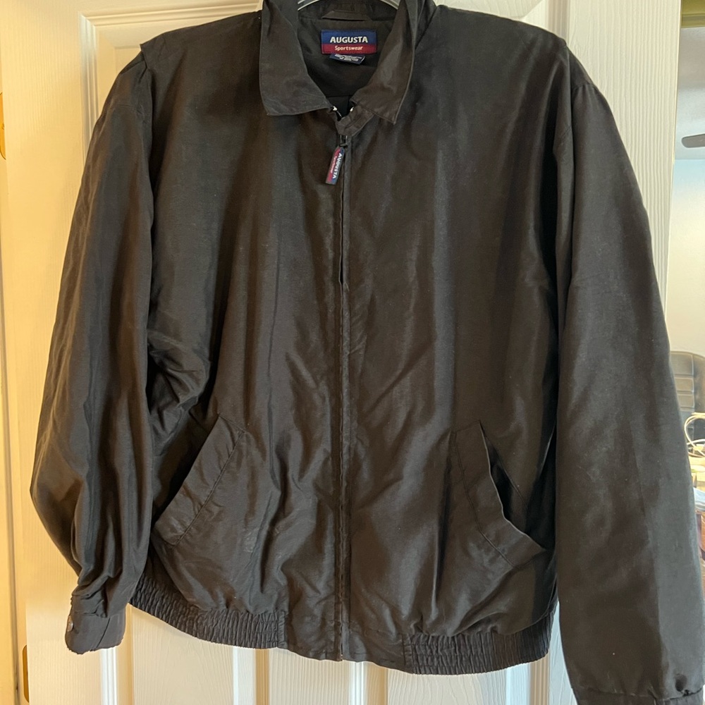 Augusta Sportswear Jacket in Black. Size M.